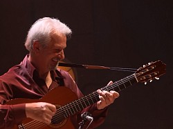 Pierre Bluteau, guitariste,, tierra del sur