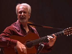 Pierre Bluteau, guitariste, chanteur, Tierra Del sur