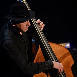 Patrick Vassort, contrebassiste, Tierra del sur
