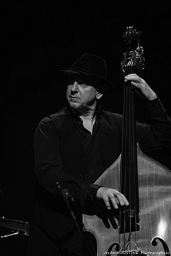 Patrick Vassort, contrebassiste, Tierra del sur