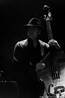 Patrick Vassort, contrebassiste, tierra del Sur